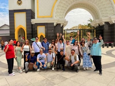 100 Pax Malaysia - Corporate 