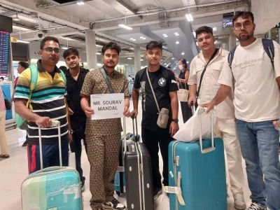 Group of freinds - Thailand 